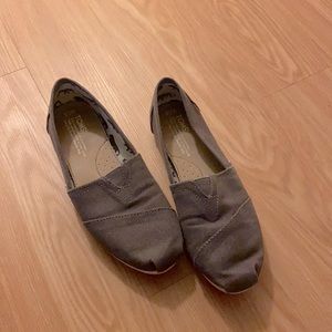 Toms alpargata shoes size 7.5